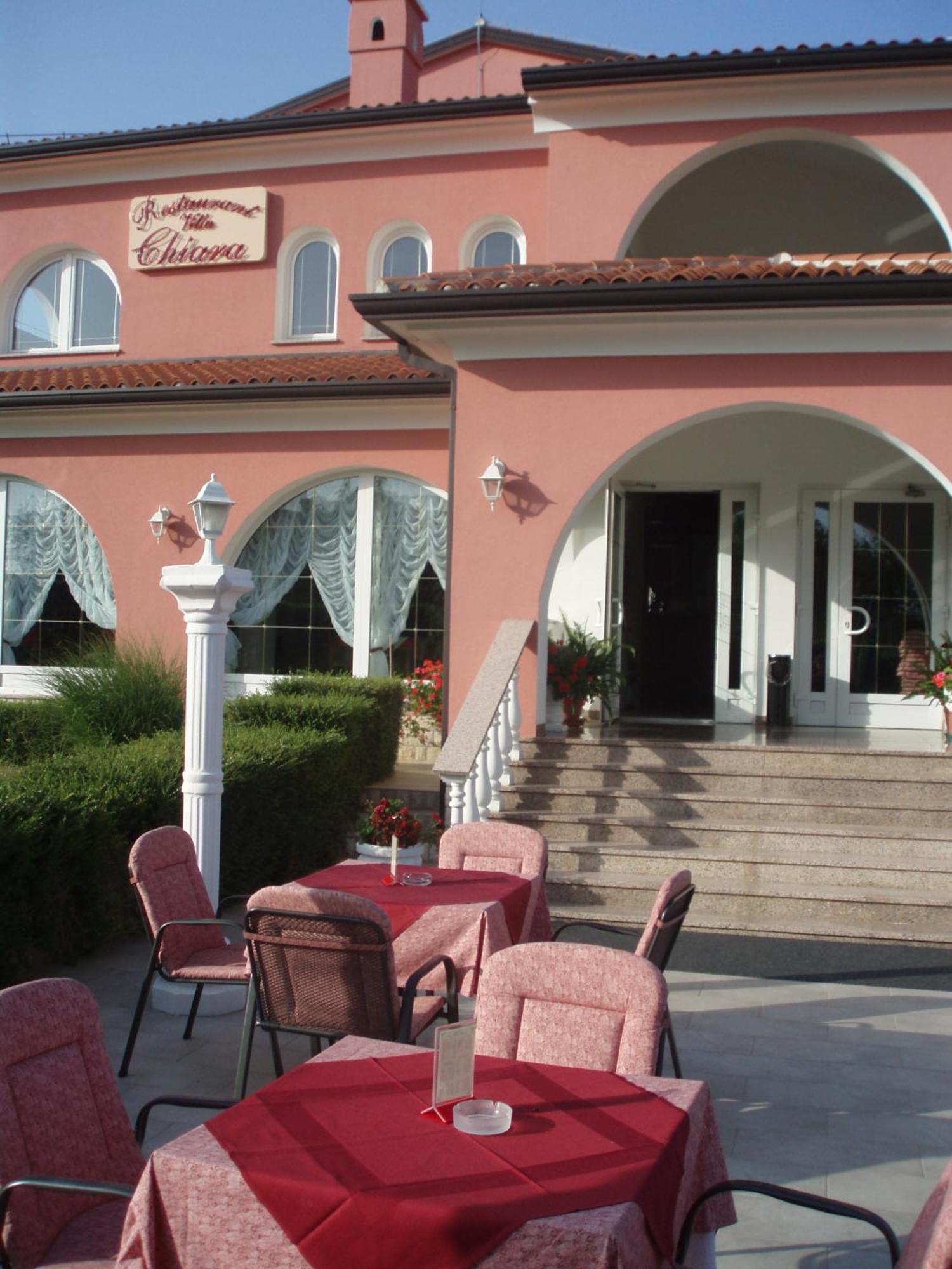 Apartments And Rooms Villa Chiara Крница Экстерьер фото