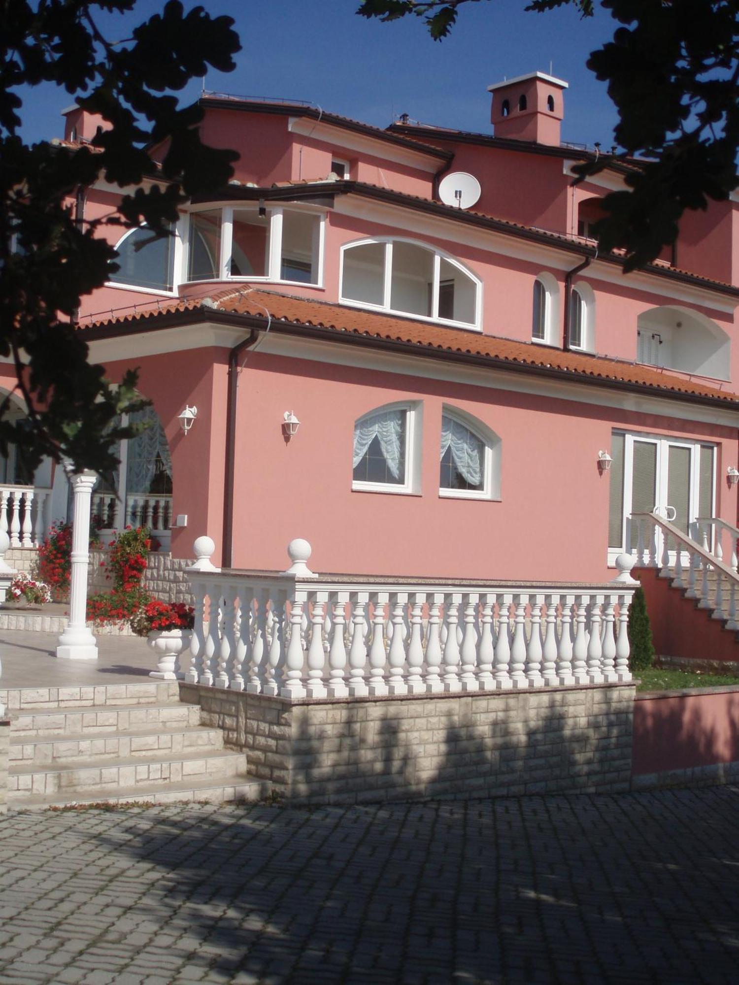 Apartments And Rooms Villa Chiara Крница Экстерьер фото