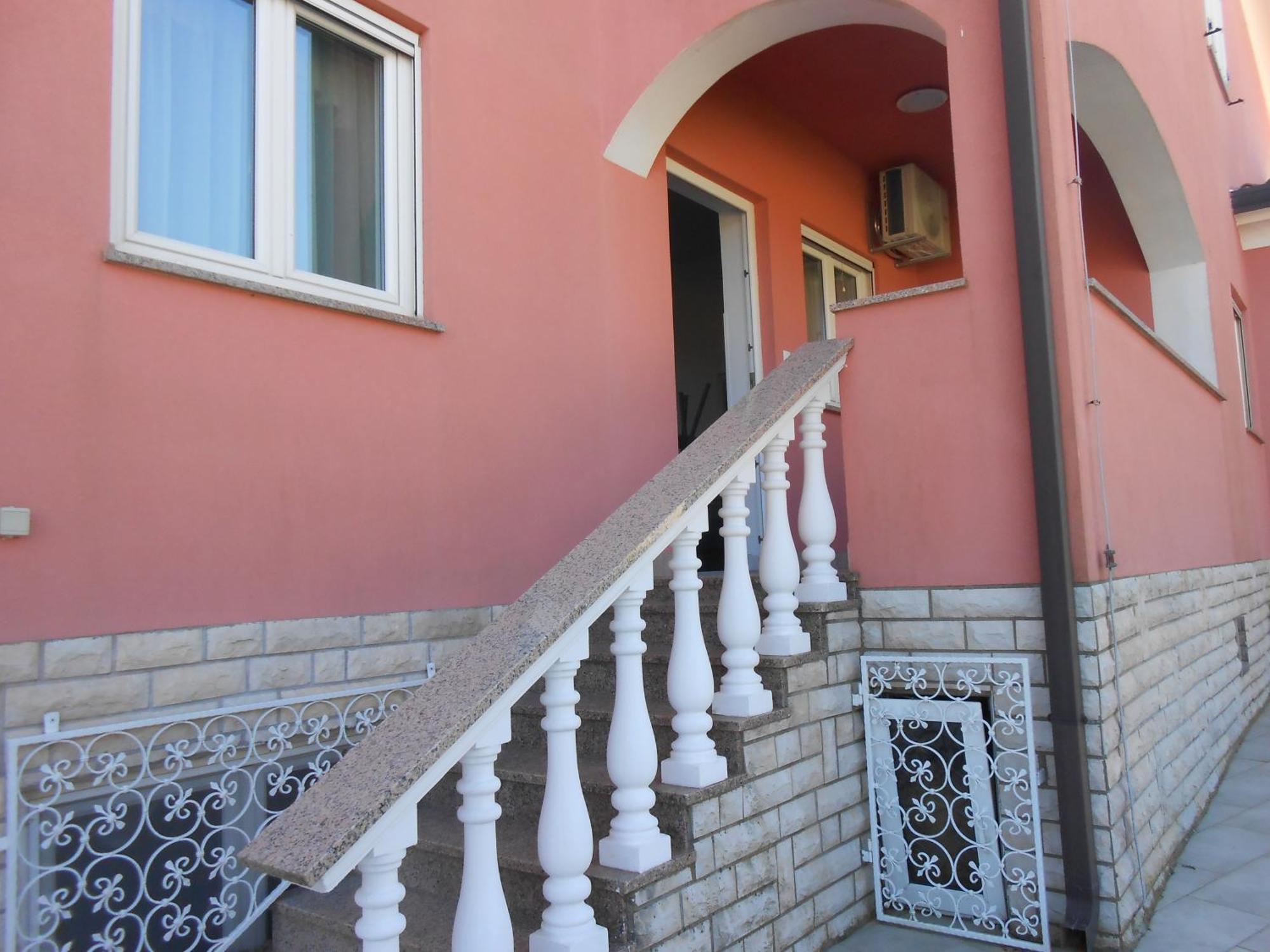 Apartments And Rooms Villa Chiara Крница Экстерьер фото